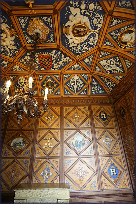 Br&eacute;z&egrave; Castle (Loire Chateau)